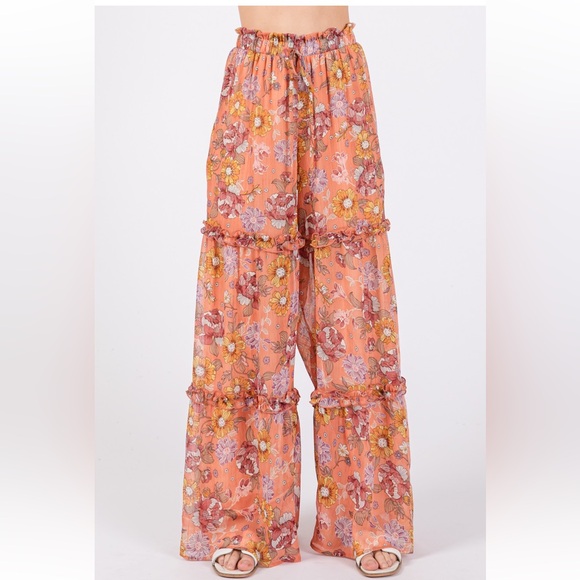 21 Boho Floral Print Ruffled Tiered Pants - Picture 4 of 5